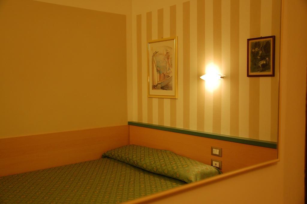 Hotel Belie San Martino di Lupari الغرفة الصورة